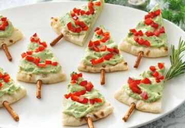 16 Tasty Appetizer Recipes Decorated in Christmas Colors - Christmas recipes, Christmas appetizers, Christmas, Appetizers