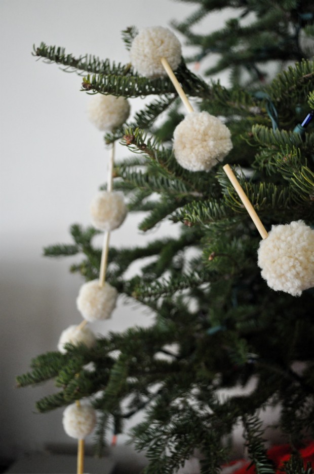 17 Amazing Ideas for DIY Christmas Garland (4)