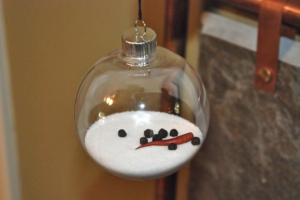 17 Cute and Easy DIY Christmas Ornaments (2)