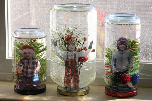 18 Cute and Creative DIY Snow Globe Ideas  (11)