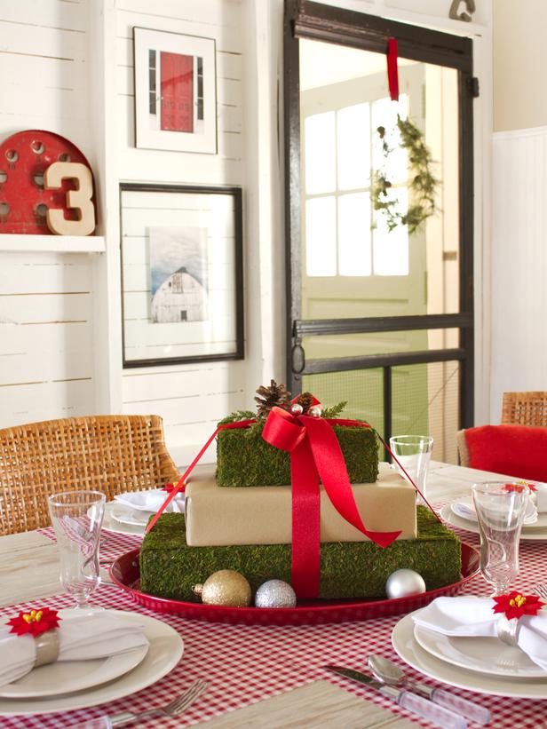 19 Simple and Elegant DIY Christmas Centerpieces (11)