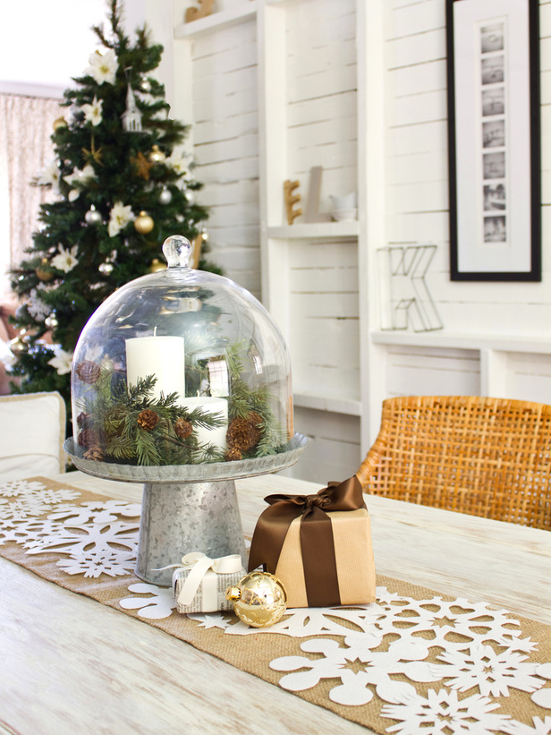 19 Simple and Elegant DIY Christmas Centerpieces (12)
