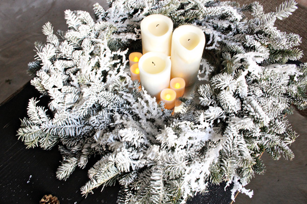 19 Simple and Elegant DIY Christmas Centerpieces (14)