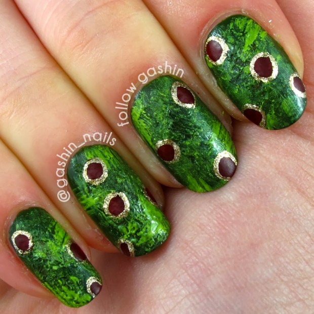 20 Festive Nail Art Ideas for New Year’s Eve (6)