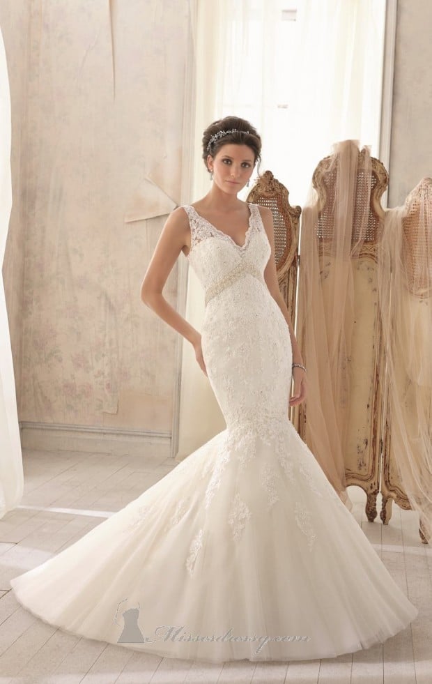 20 Lace Wedding Dresses for Romantic Brides (10)