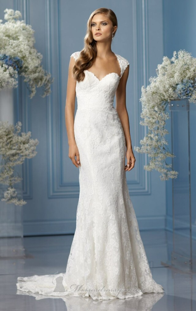 romantic lace wedding gown