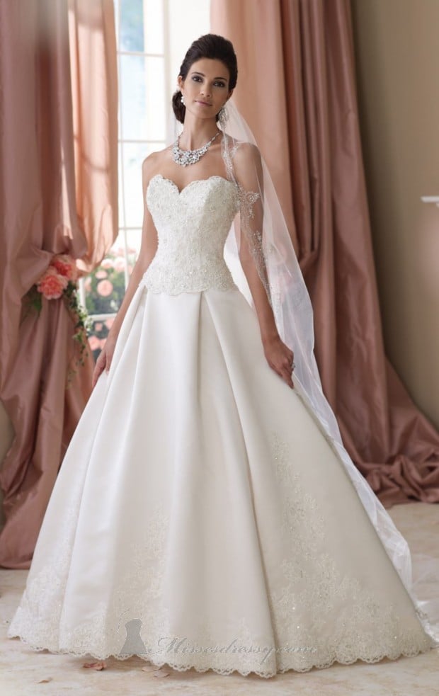 20 Lace Wedding Dresses for Romantic Brides (18)
