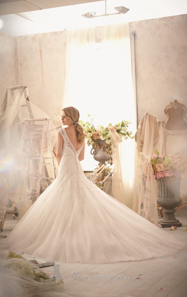 20 Lace Wedding Dresses for Romantic Brides (5)