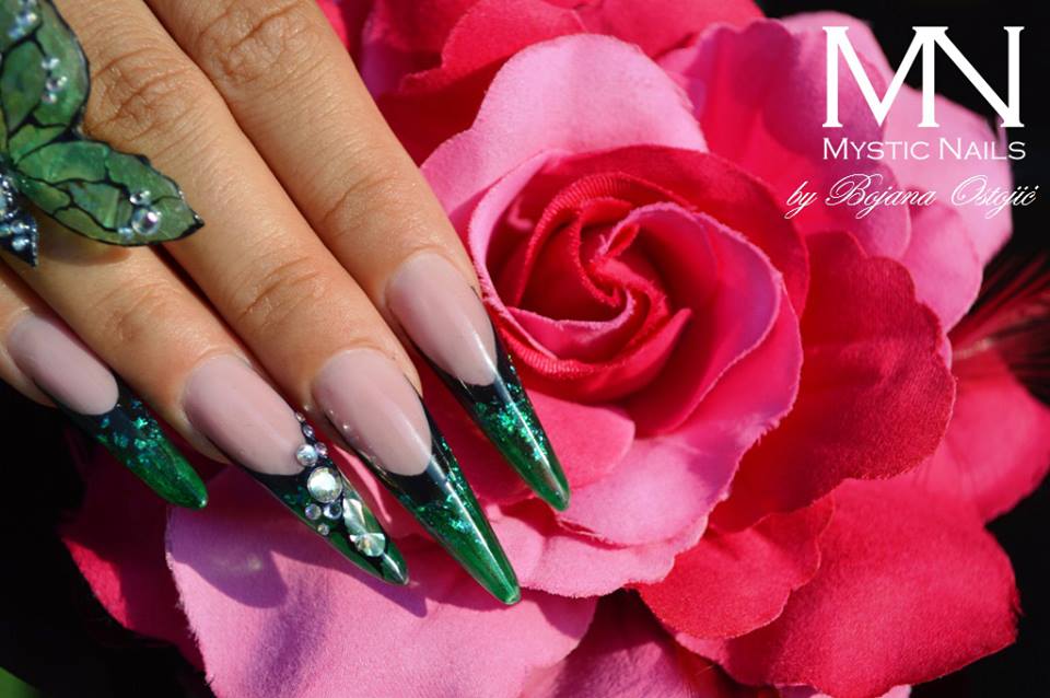 22 Unique and Extravagant Nail Designs