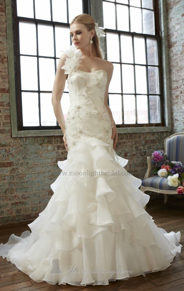 23 Elegant One Shoulder Wedding Dresses (20)