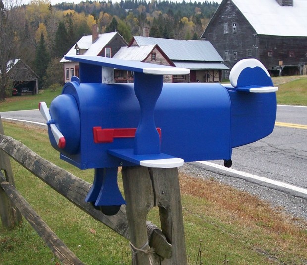 24 Creative & Funny Handmade Mailbox Designs (8)