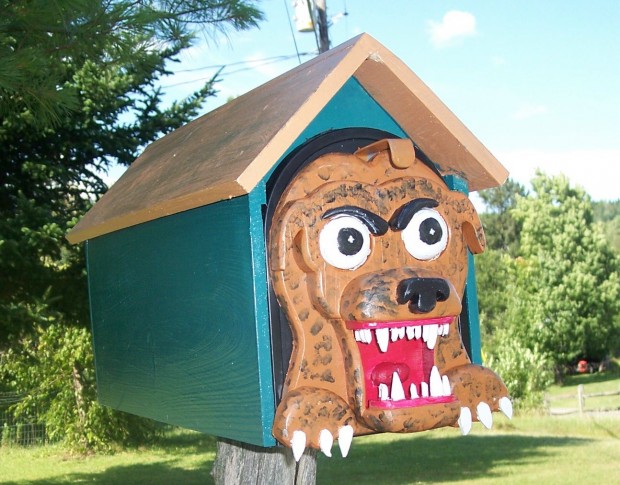 24 Creative & Funny Handmade Mailbox Designs (9)