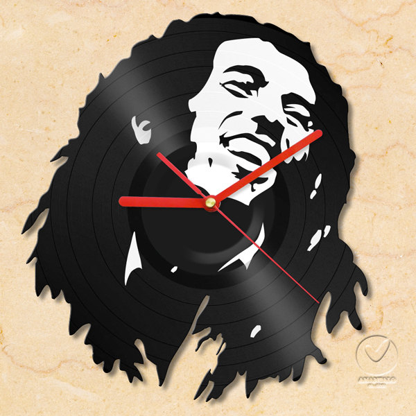 26 Extremely Creative Handmade Wall Clocks  (9)