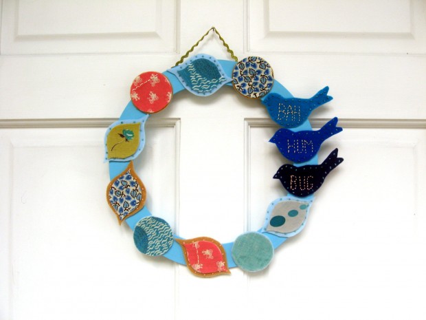 28 Fascinating Handmade Christmas Wreath Designs (27)