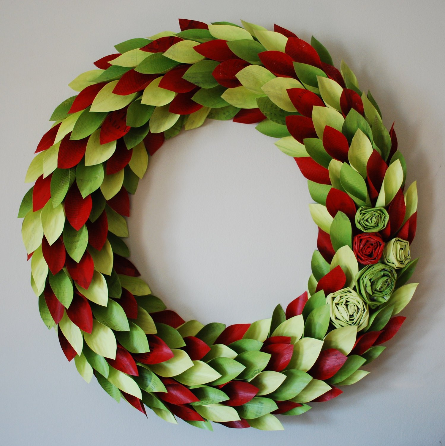 28 Fascinating Handmade Christmas Wreath Designs
