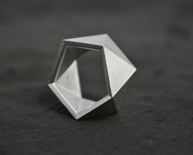 17 Crazy 3D Printed Ring Designs (14)