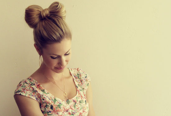 17 Romantic Hairstyle Ideas and Tutorials  (1)