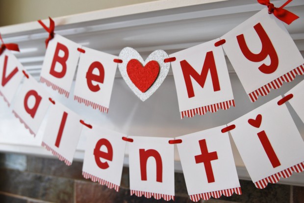 18 Wonderful Handmade Valentine's Day Banners (10)