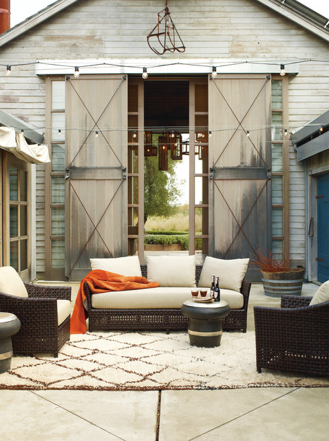 19 Brilliant Outdoor Living Room Design Ideas   (6)