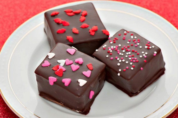 19 Delightful Valentine's Day Cookies (11)