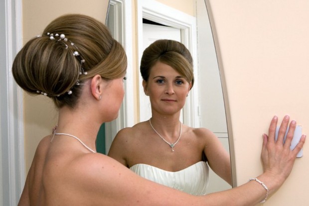 19 Elegant Bridal Hairstyle Ideas for Romantic Bride Look (12)