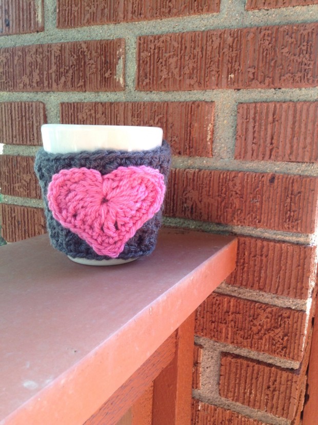 19 Simple yet Creative Handmade Cup Cozies (6)