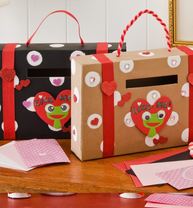 20 Adorable DIY Valentine’s Day Kids Crafts  (16)