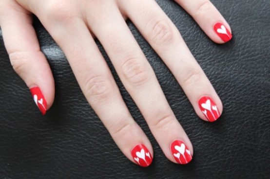 20 Amazing Valentine’s Day Nail Art Ideas (9)