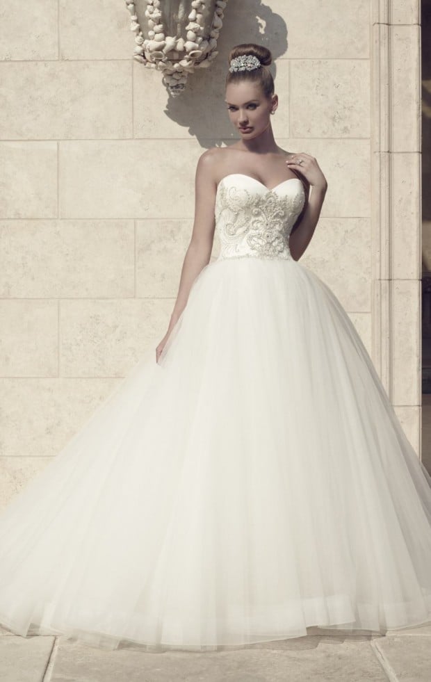 20 Beautiful Ball Gown Wedding Dresses for Glamorous Brides (1)