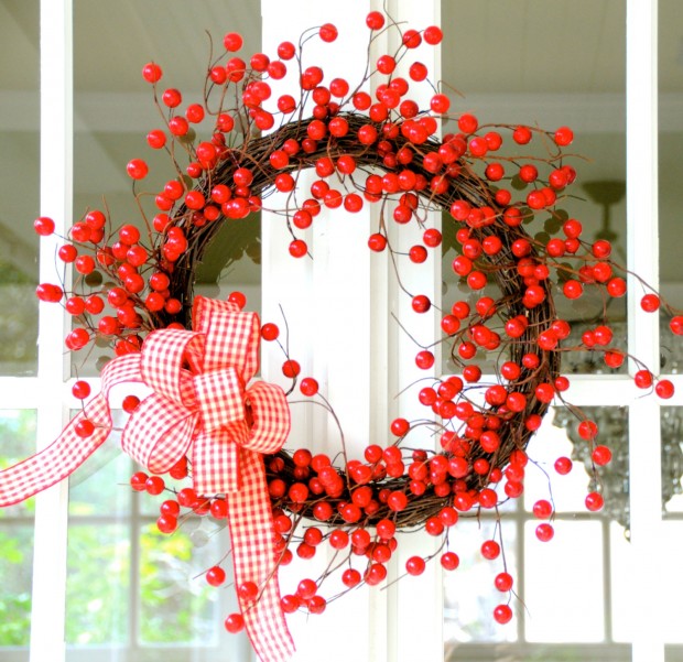 20 Heart Melting Handmade Valentine's Wreaths (1)