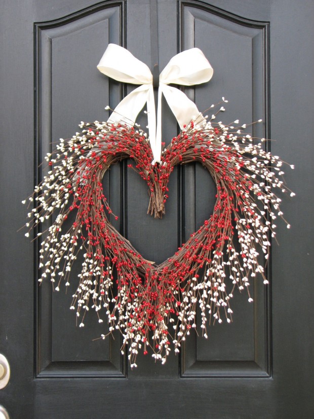 20 Heart Melting Handmade Valentine's Wreaths (15)