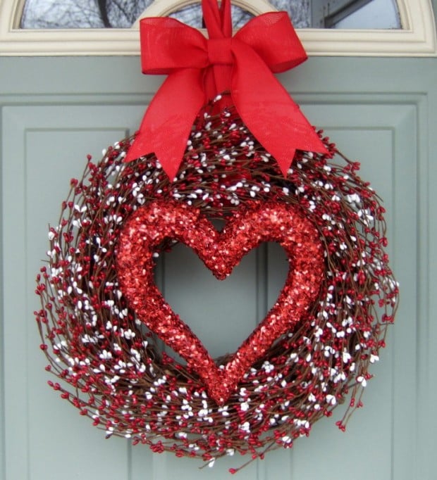 20 Heart Melting Handmade Valentine's Wreaths (8)