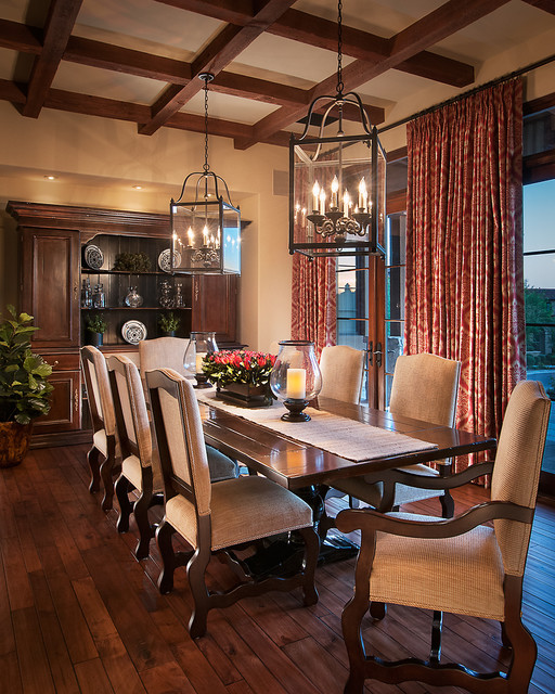 20 Luxury Dining Rooms in Traditional Style (8)