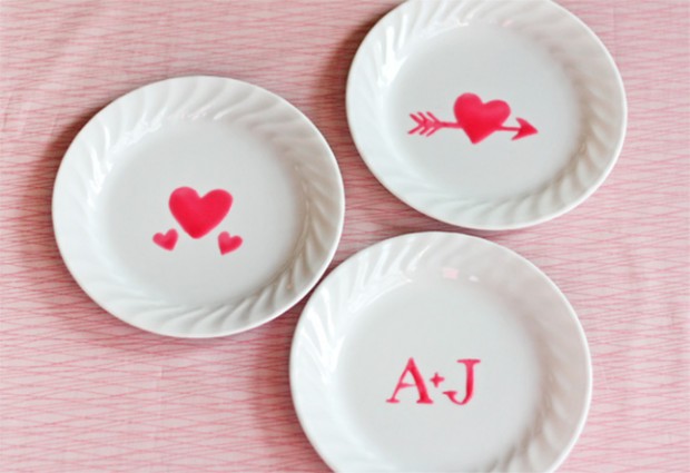 22 Lovely DIY Valentine’s Day Decor Projects (1)