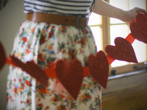 22 Lovely DIY Valentine’s Day Decor Projects (10)