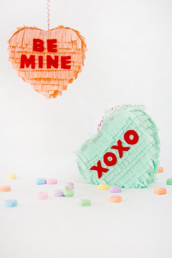 22 Lovely DIY Valentine’s Day Decor Projects (6)