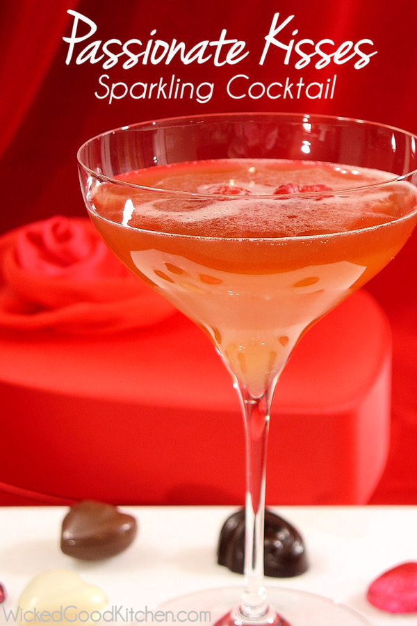 23 Romantic Cocktails for Valentine’s Day  (2)