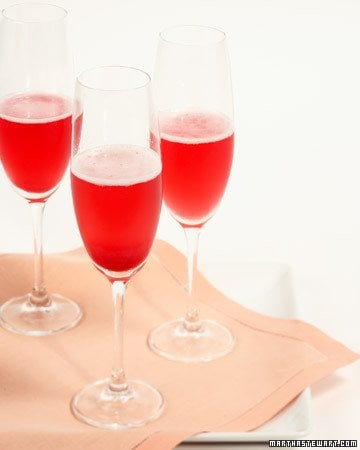 23 Romantic Cocktails for Valentine’s Day  (4)