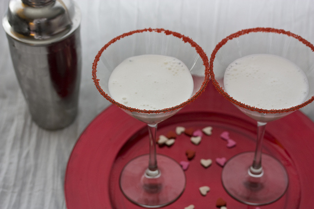 23 Romantic Cocktails for Valentine’s Day - Valentine's day recipes, Valentine's day, recipes, Cocktail