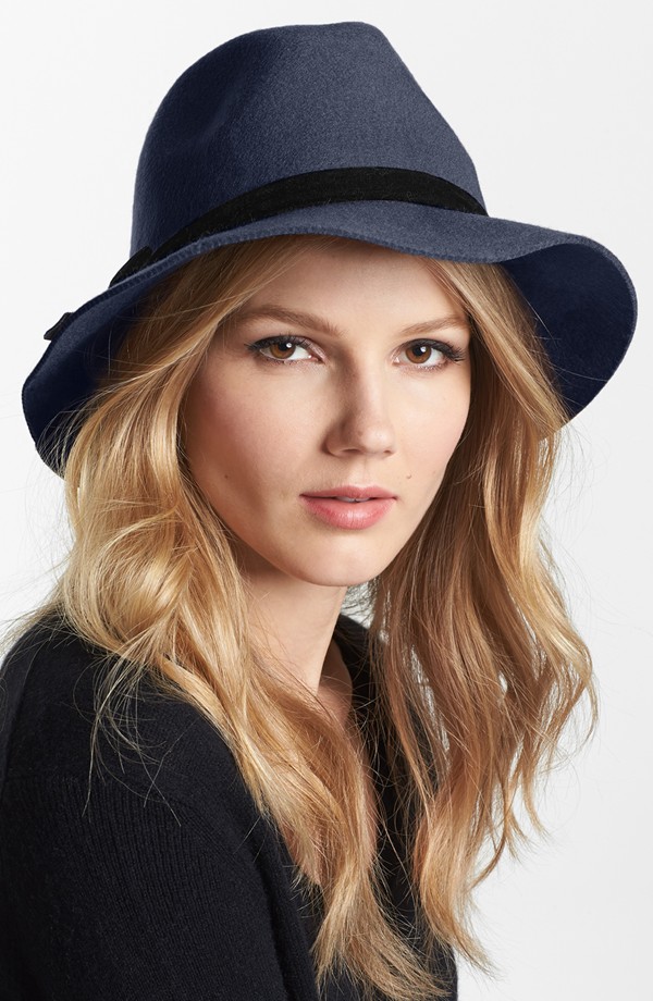 Floppy Hat for Stylish Ladies - Style Motivation