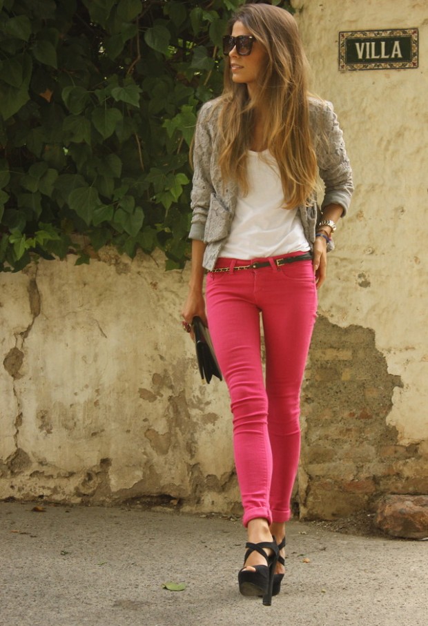 21 Stylish Outfit Ideas with Colored Jeans