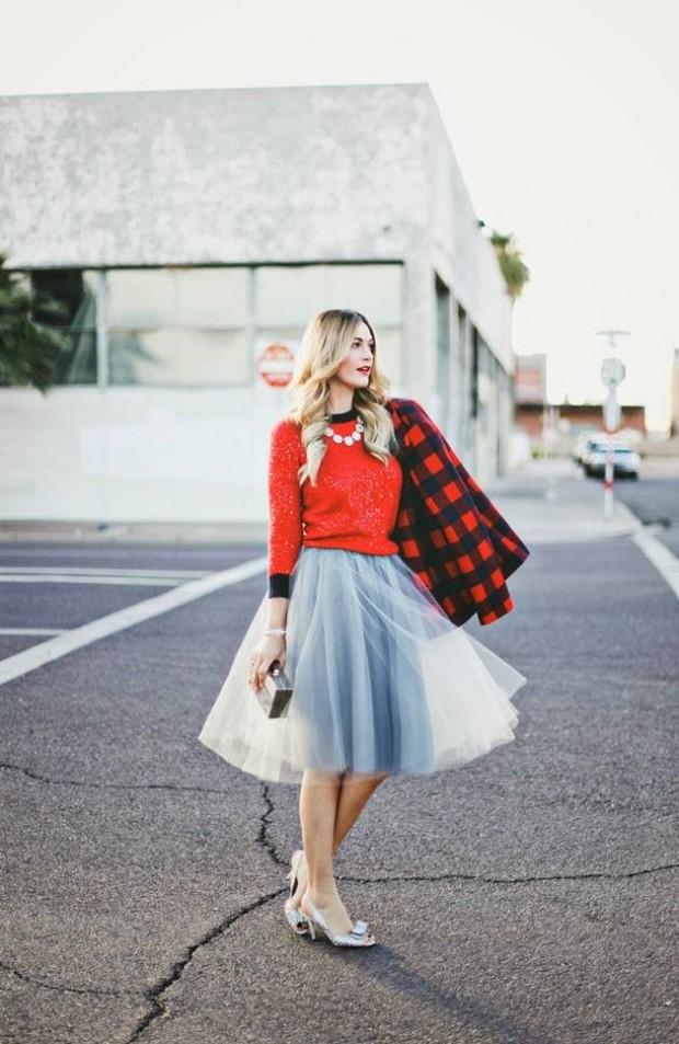 Wear Red on Valentine’s Day 20 Romantic Outfit Ideas (8)