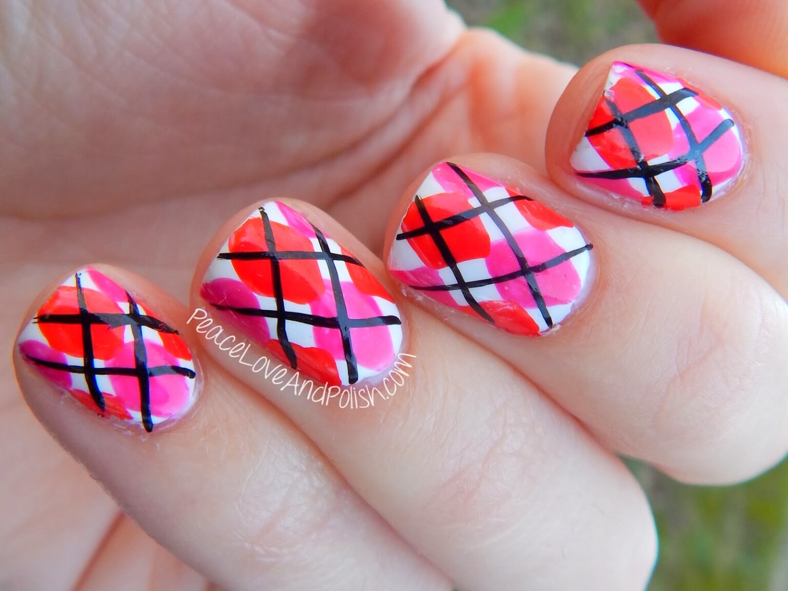 1. Easy Valentine's Day Nail Art Ideas - wide 7