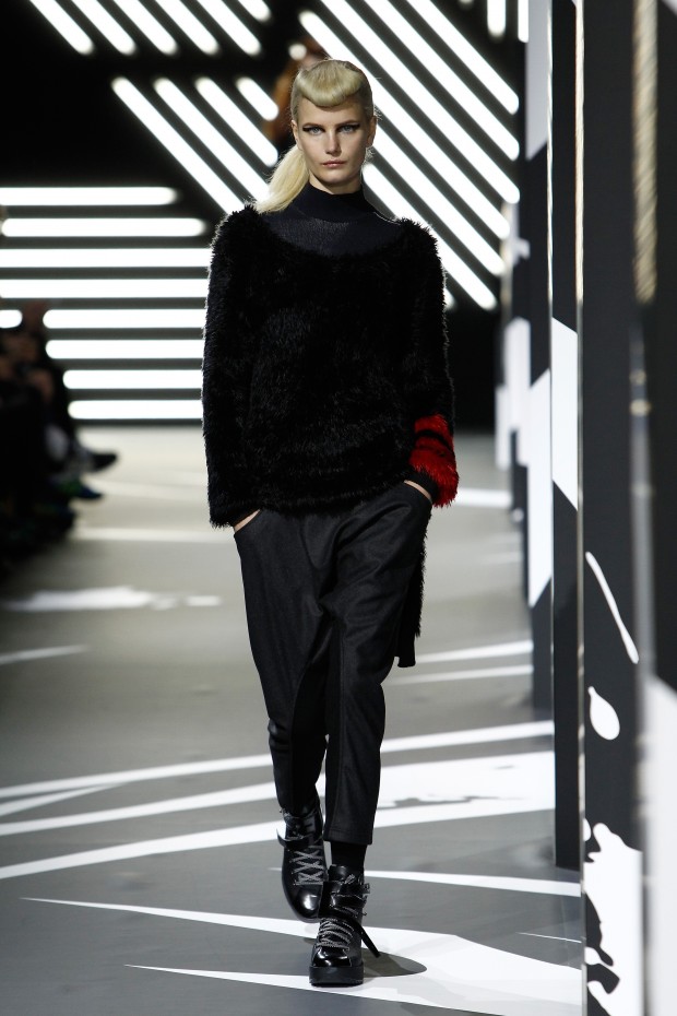 Y-3 : Runway - Paris Fashion Week - Menswear F/W 2014-2015