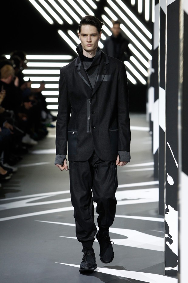 Y-3 : Runway - Paris Fashion Week - Menswear F/W 2014-2015