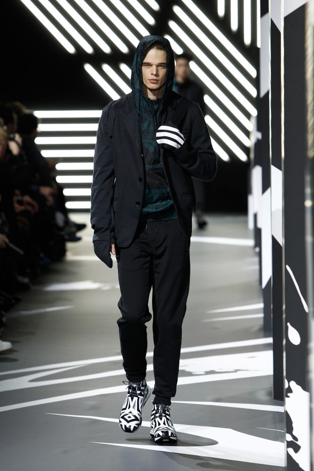 Y-3 : Runway - Paris Fashion Week - Menswear F/W 2014-2015