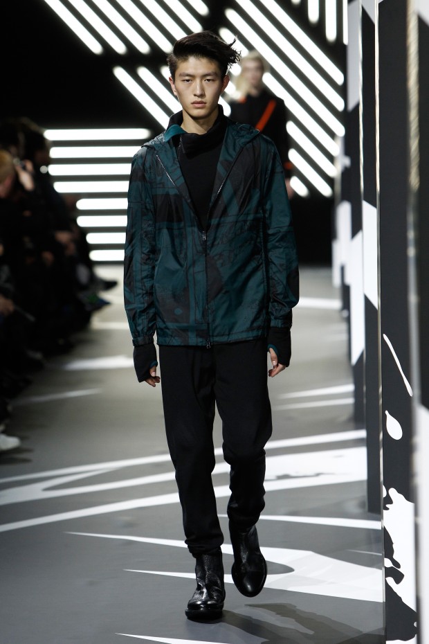 Y-3 : Runway - Paris Fashion Week - Menswear F/W 2014-2015