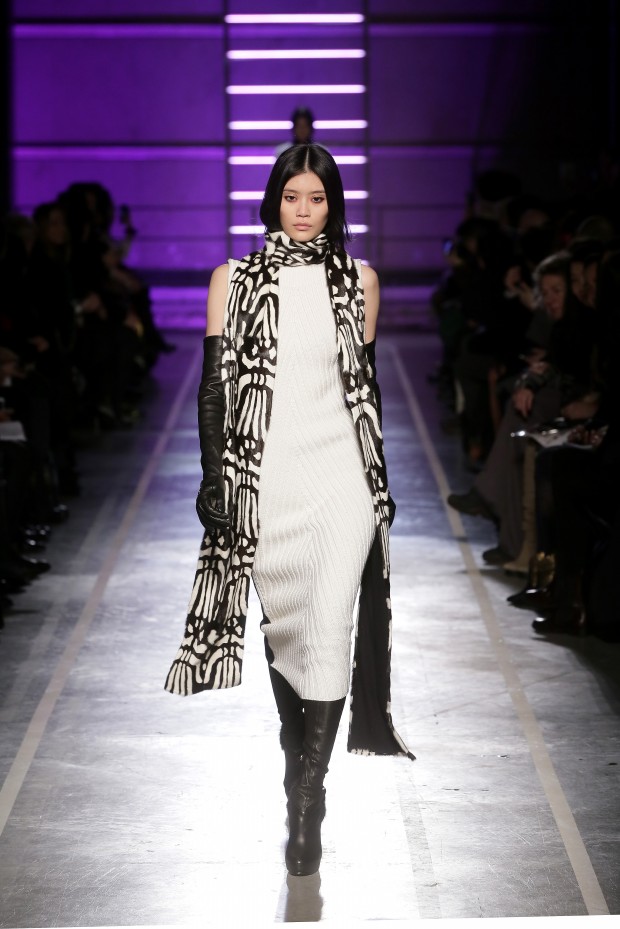 IRFE : Runway - Paris Fashion Week Womenswear Fall/Winter 2014-2015