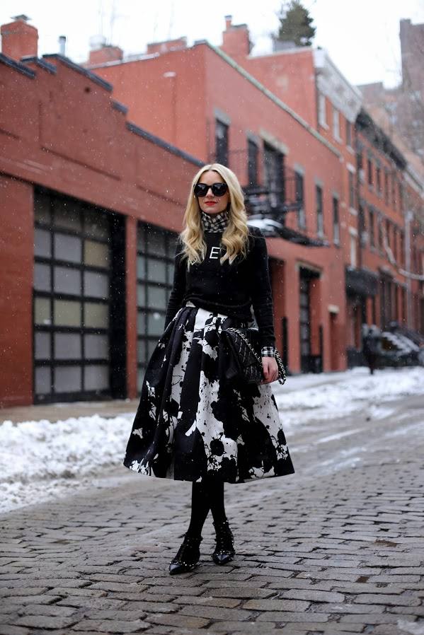 Trendy Skirts for This Season 21 Stylish Outfit Ideas  (11)