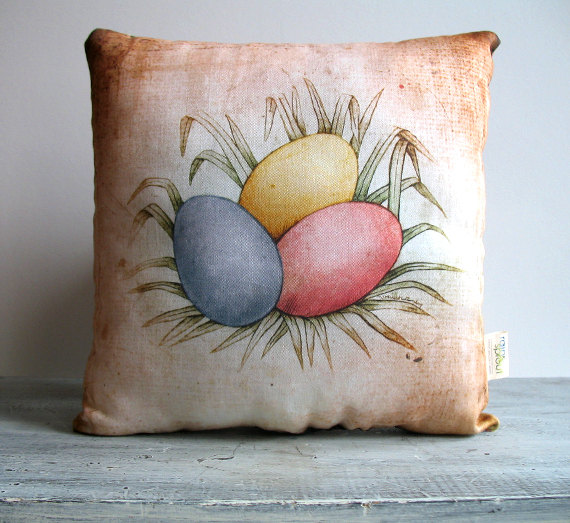 16 Adorable Handmade Decorative Easter Pillows (2)